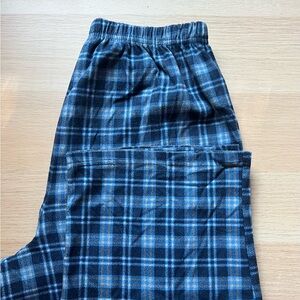 Boy’s bed pants